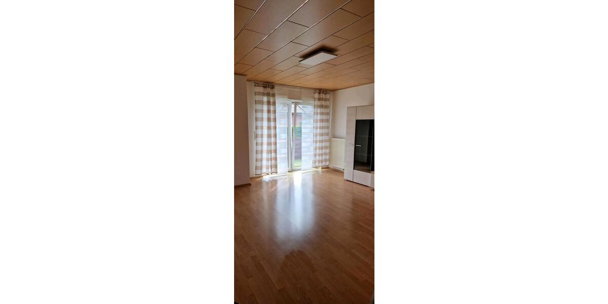 Einfamilienhaus Aurich Georgsfeld und Tannenhausen - 9 Zimmer, 260 m&sup2;, 650.000&euro; | Angebot:26135642