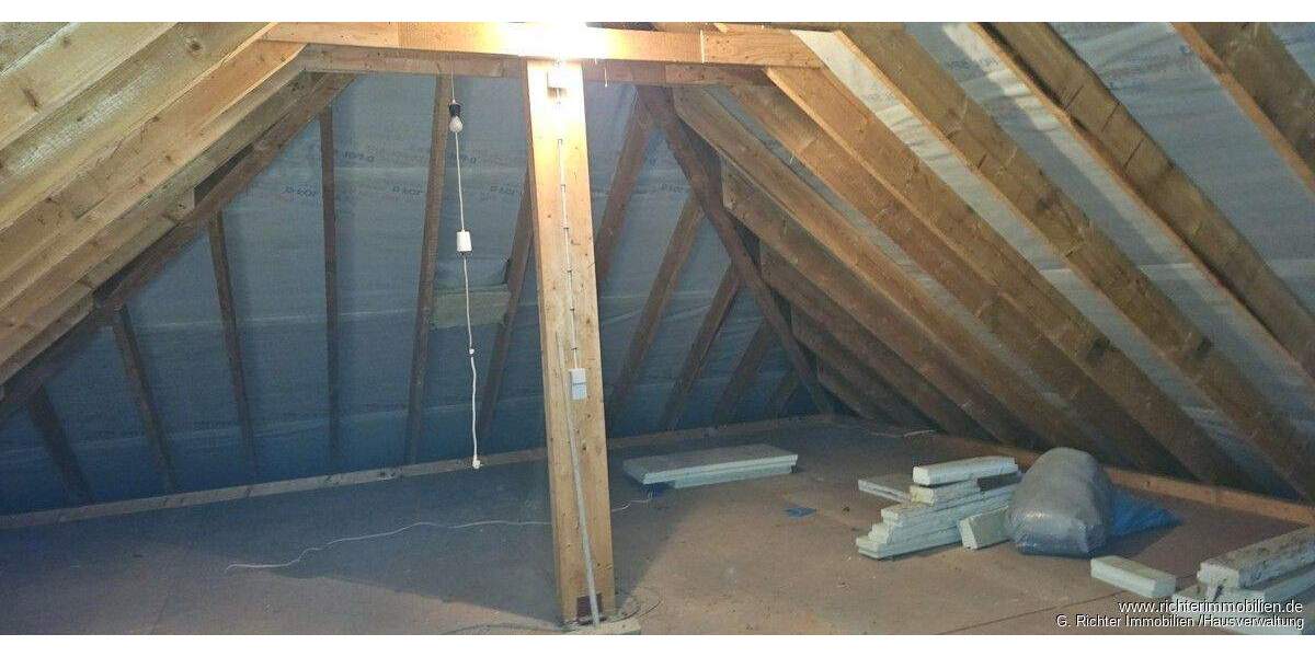 Einfamilienhaus Brand-Erbisdorf / Oberreichenbach Oberreichenbach - 7 Zimmer, 108 m&sup2;, 200.000&euro; | Angebot:25385493