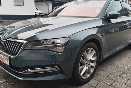Skoda Superb 94.600 km 21.999 € Fürthen 57539
