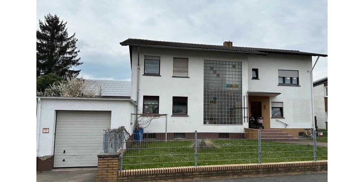 2-Familienhaus - OHNE KÄUFERPROVISION! 8 zimmer