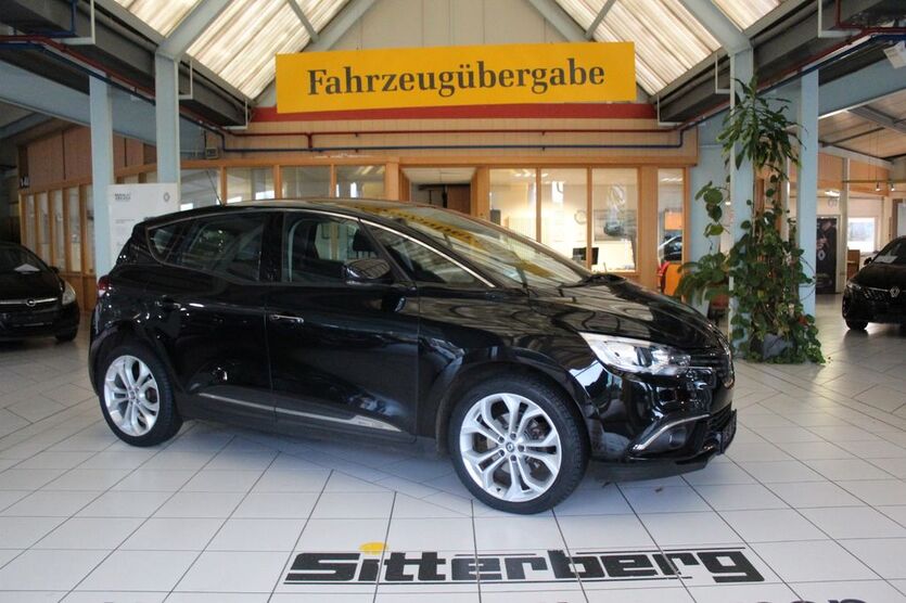 Renault Scenic 58.459 km 13.900 € Essen/Oldenburg 49632