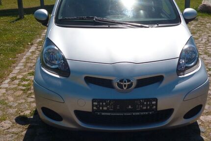 Toyota Aygo (X) 111.000 km 2.900 &euro; Demmin 17109