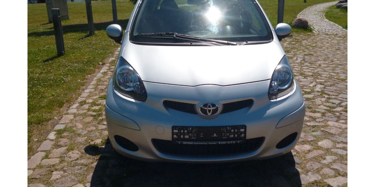 Toyota Aygo (X) 111.000 km 2.900 &euro; Demmin 17109