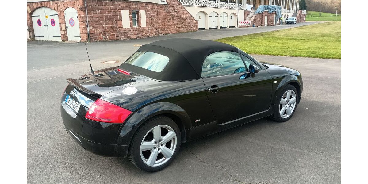 Audi TT 87.300 km 8.700 &euro; Bad Bocklet 97708