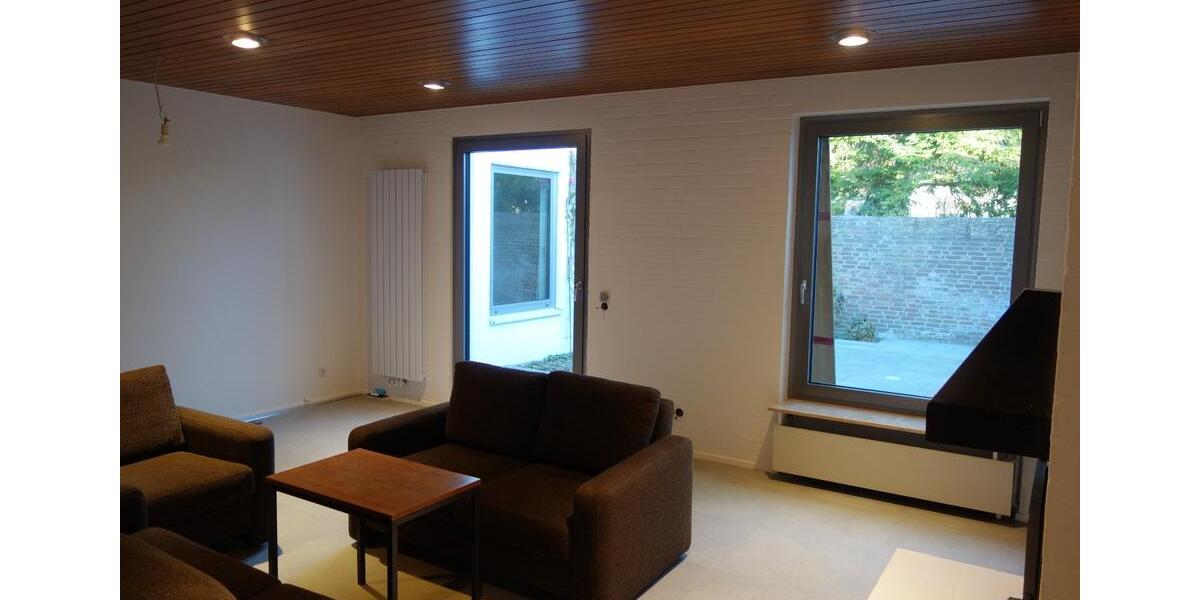 Reihenhaus Frankfurt am Main Innenstadt 3 - 5 Zimmer, 172 m&sup2;, 2.450&euro; | Angebot:25164597