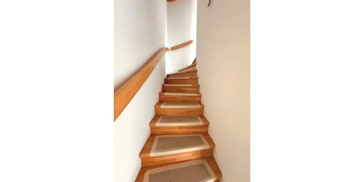 Reihenmittelhaus Bad Segeberg - 5 Zimmer, 104 m&sup2;, 1.700&euro; | Angebot:25536128