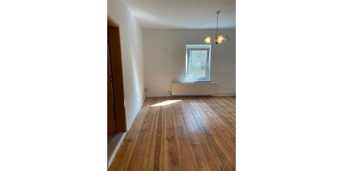 Etagenwohnung Fehrbellin - 3 Zimmer, 65 m&sup2;, 422&euro; | Angebot:24274347