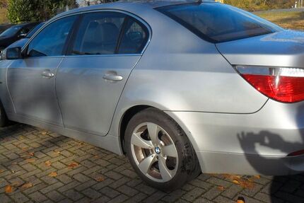 BMW 523 306.000 km 1.799 &euro; Uetze OT Dollbergen 31311