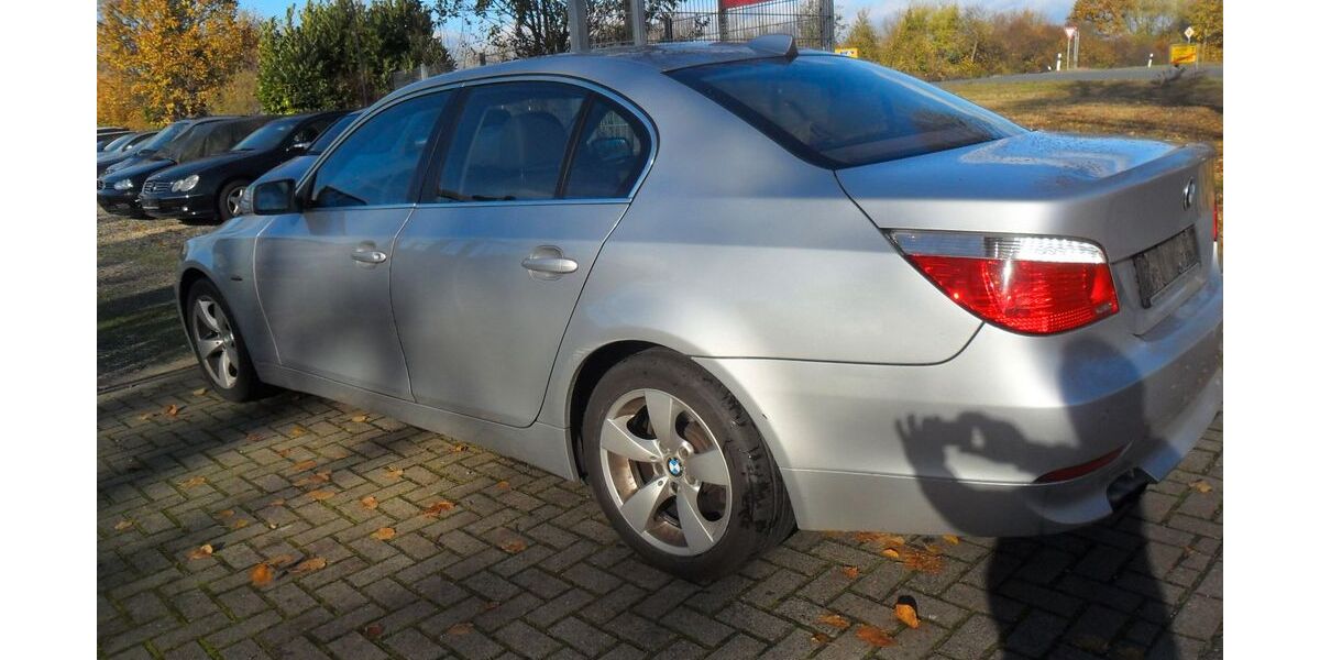 BMW 523 306.000 km 1.799 &euro; Uetze OT Dollbergen 31311
