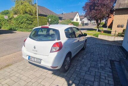 Renault Clio 192.600 km 1.499 &euro; Bad Münstereifel 53902