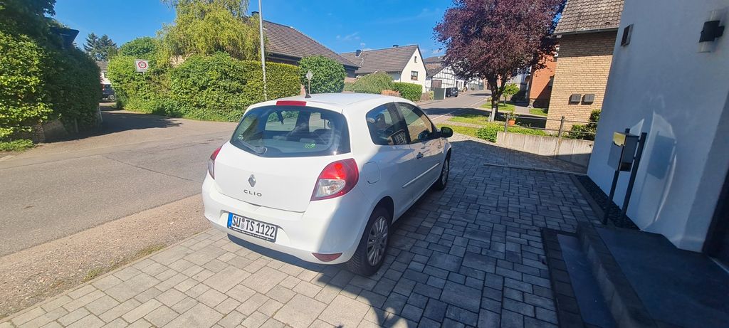 Renault Clio 192.600 km 1.499 &euro; Bad Münstereifel 53902