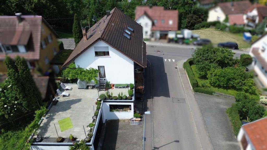 Mehrfamilienhaus, Wohnhaus Reutlingen Sondelfingen - 1 Zimmer, 288 m&sup2;, 645.000&euro; | Angebot:25690132