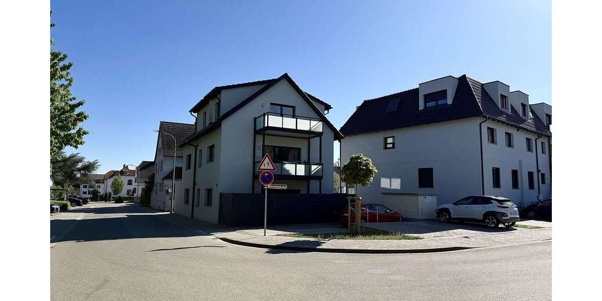 Etagenwohnung Kandel - 2 Zimmer, 66 m&sup2;, 850&euro; | Angebot:26443814