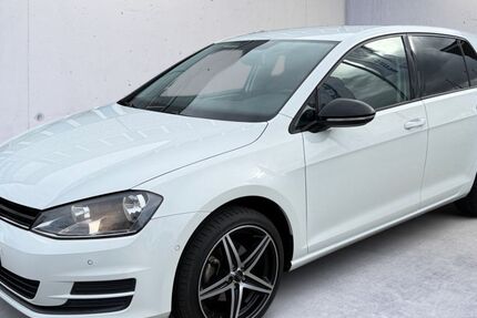 VW Golf 74.500 km 13.770 &euro; Weil am Rhein 79576
