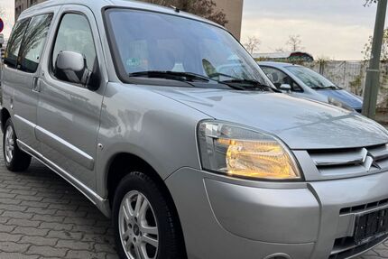 Citroen Berlingo 100.000 km 3.799 € Berlin 13055