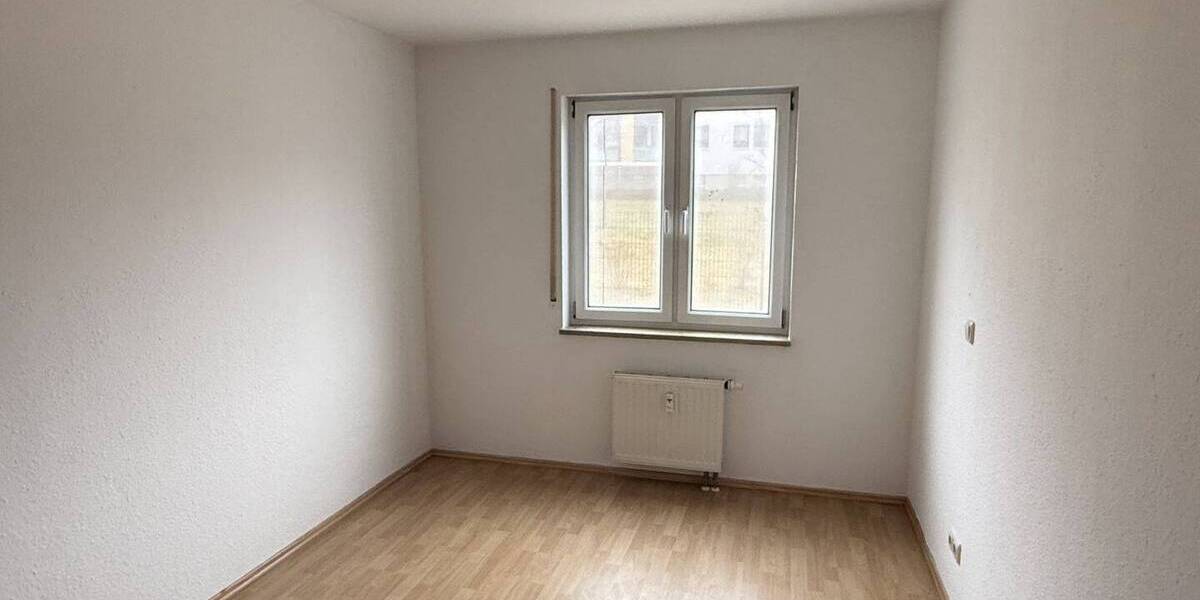 Etagenwohnung Zwickau Marienthal - 4 Zimmer, 75 m&sup2;, 110.000&euro; | Angebot:26176737