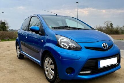 Toyota Aygo (X) 17.400 km 7.750 &euro; Hainburg 63512
