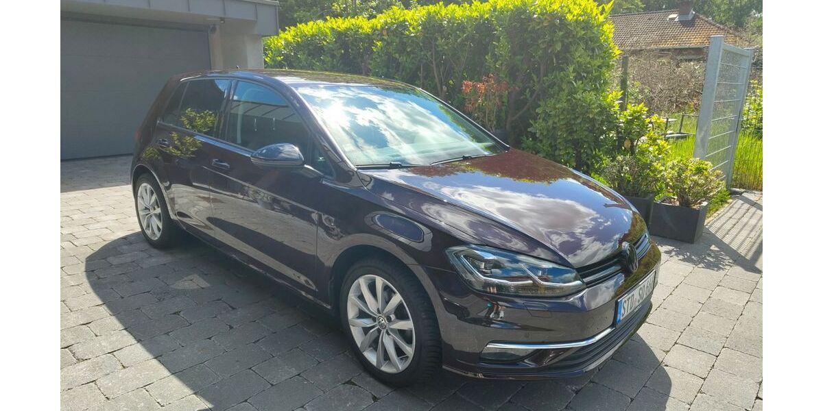 VW Golf 33.000 km 17.499 &euro; Stade 21680