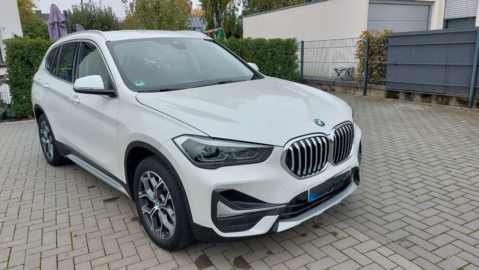 BMW X1 91.500 km 22.900 € Aachen 52072