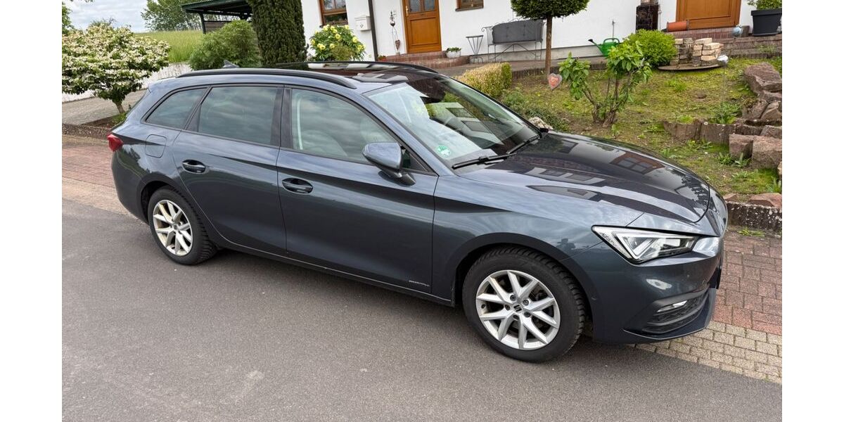 Seat Leon 100.118 km 17.900 &euro; Oberthulba 97723