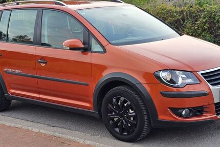 VW Touran 228.148 km 2.750 &euro; Krefeld 47809