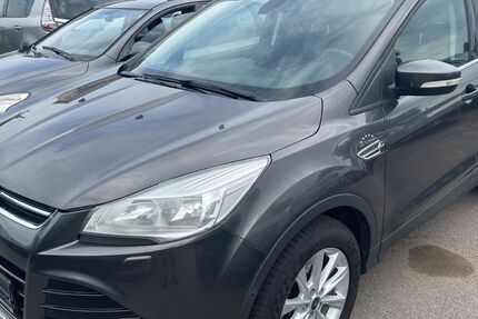 Ford Kuga 149.500 km 7.950 &euro; Trier 54294