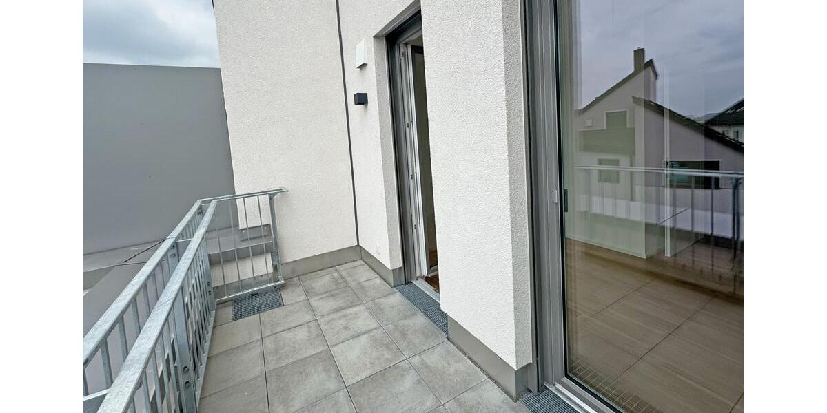 Reihenhaus Nürnberg Almoshof - 4 Zimmer, 105 m&sup2;, 1.890&euro; | Angebot:26313322