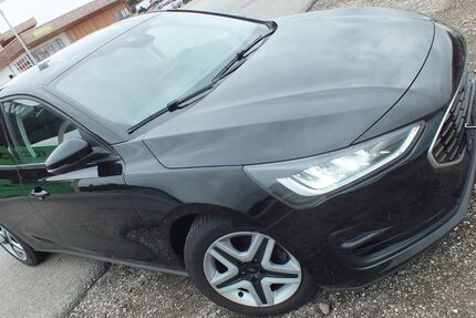 Ford Focus 97.300 km 13.500 &euro; Passau 94036