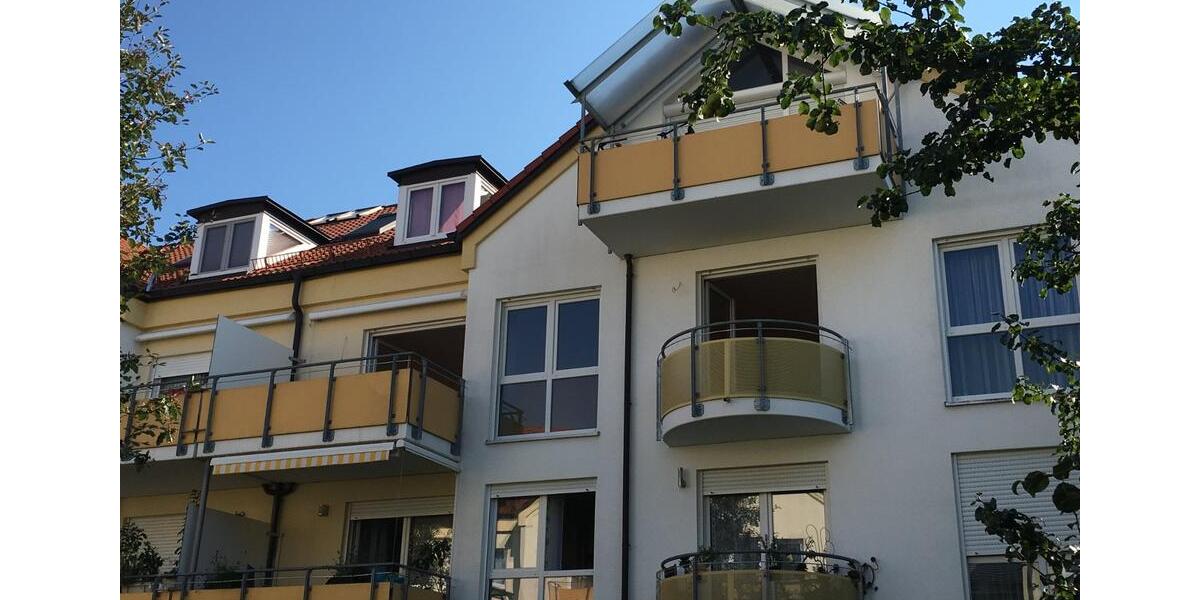 Sonnige 3-Zi-Whg. mit EBK, 2 Balkonen, Wintergarten, von privat 3 zimmer