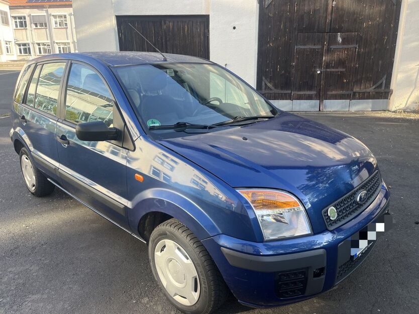 Ford Fusion 135.000 km 1.900 € Kassel 34134