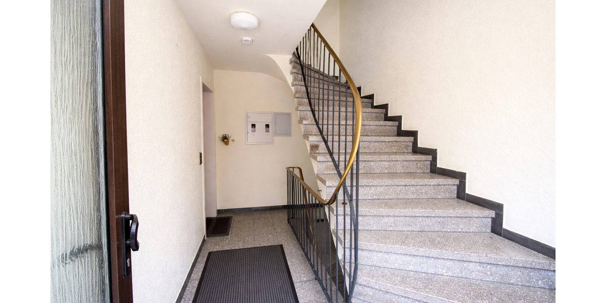 Mit 3D: Mehrfamilienhaus 4 Einheiten (2 Wg. frei) + 4 Garagen – Potenzial bis ca. 40.000 EUR p.a. - Mehrfamilienhaus, Wohnhaus Brühl | Angebot:26001821