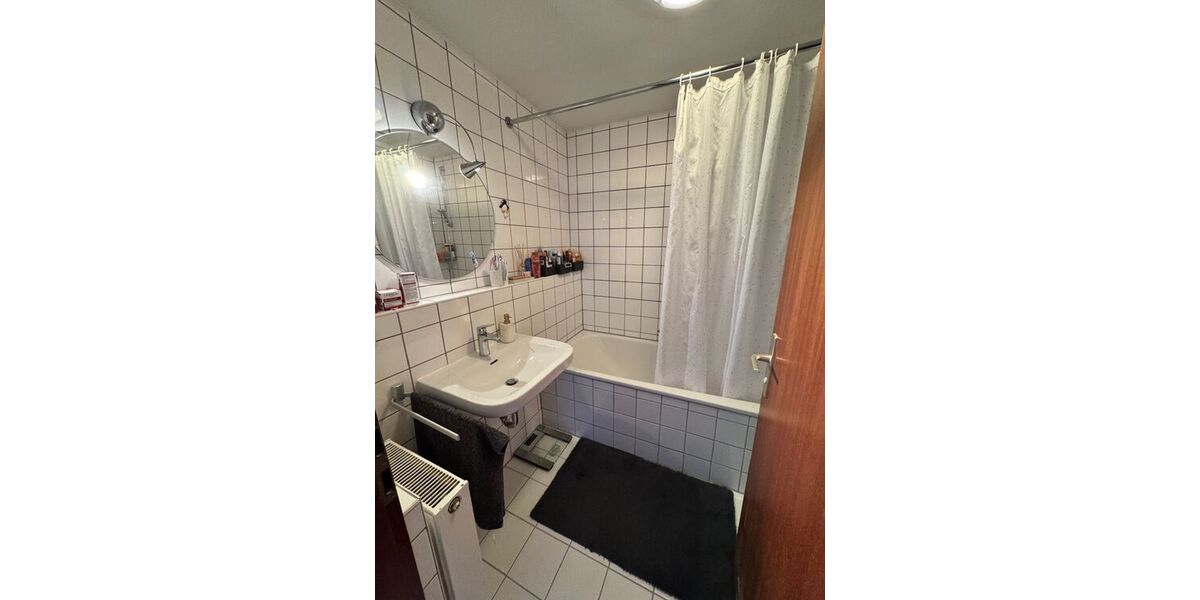 Schöne 3- Zimmer Wohnung mit EBK, ruhige Ortsrandlage - Appartement Salach | Angebot:27034261
