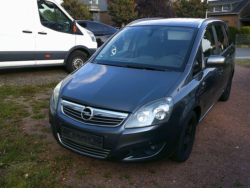 Opel Zafira 208.700 km 2.700 € Grevenbroich 41516