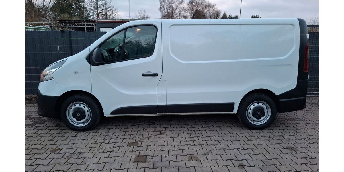 Renault Trafic 112.000 km 10.299 &euro; Düsseldorf 40627
