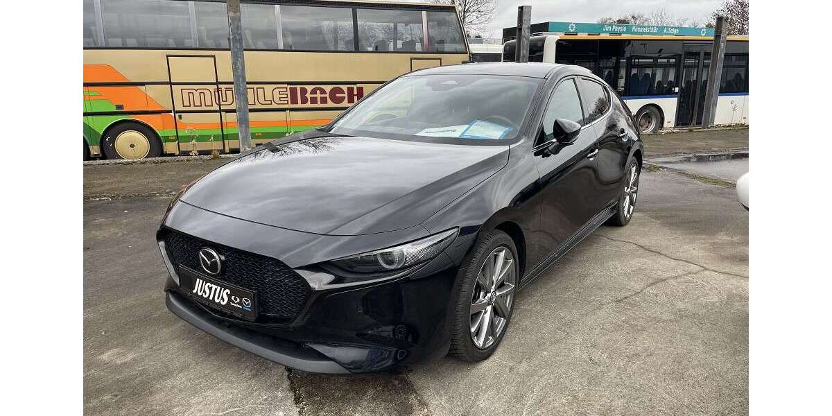 Mazda 3 21.609 km 23.990 &euro; Hildesheim 31137