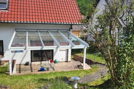 Haus Quierschied - 8 Zimmer, 245 m&sup2;, 320.000&euro; | Angebot:27412872