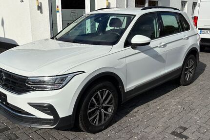 VW Tiguan 89.145 km 21.490 &euro; Bendorf 56170