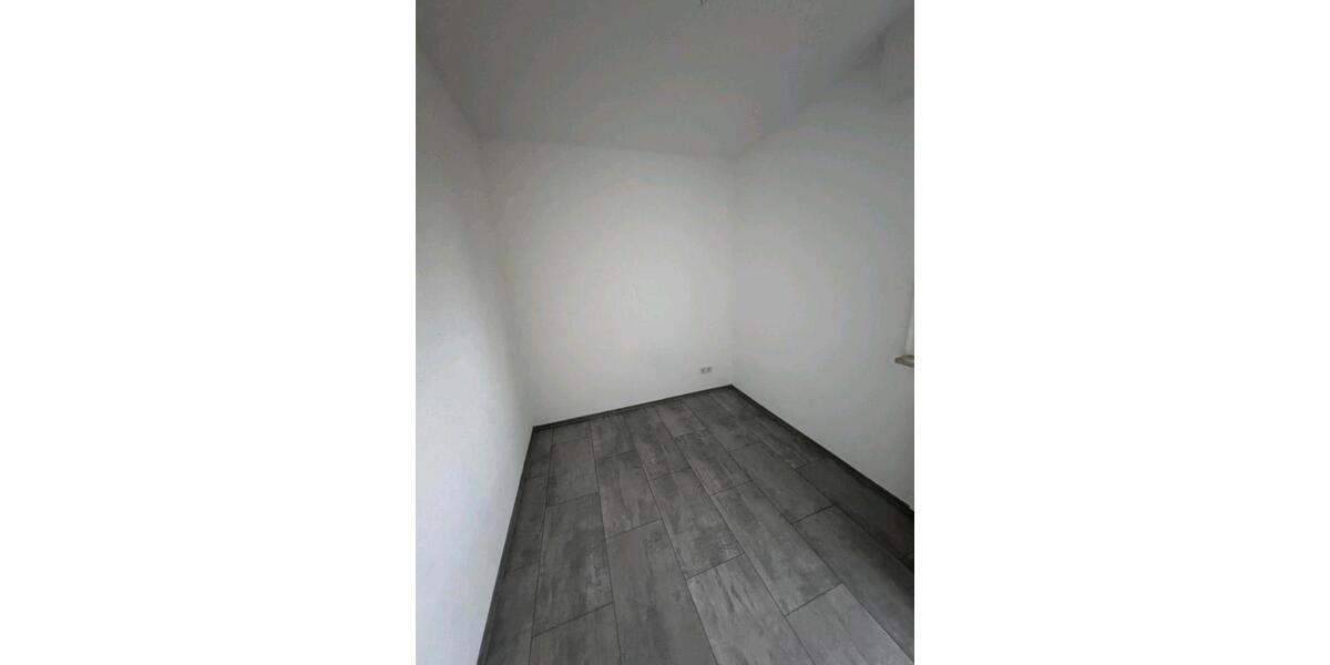 Etagenwohnung Simmerath - 2 Zimmer, 93 m&sup2;, 800&euro; | Angebot:24780154