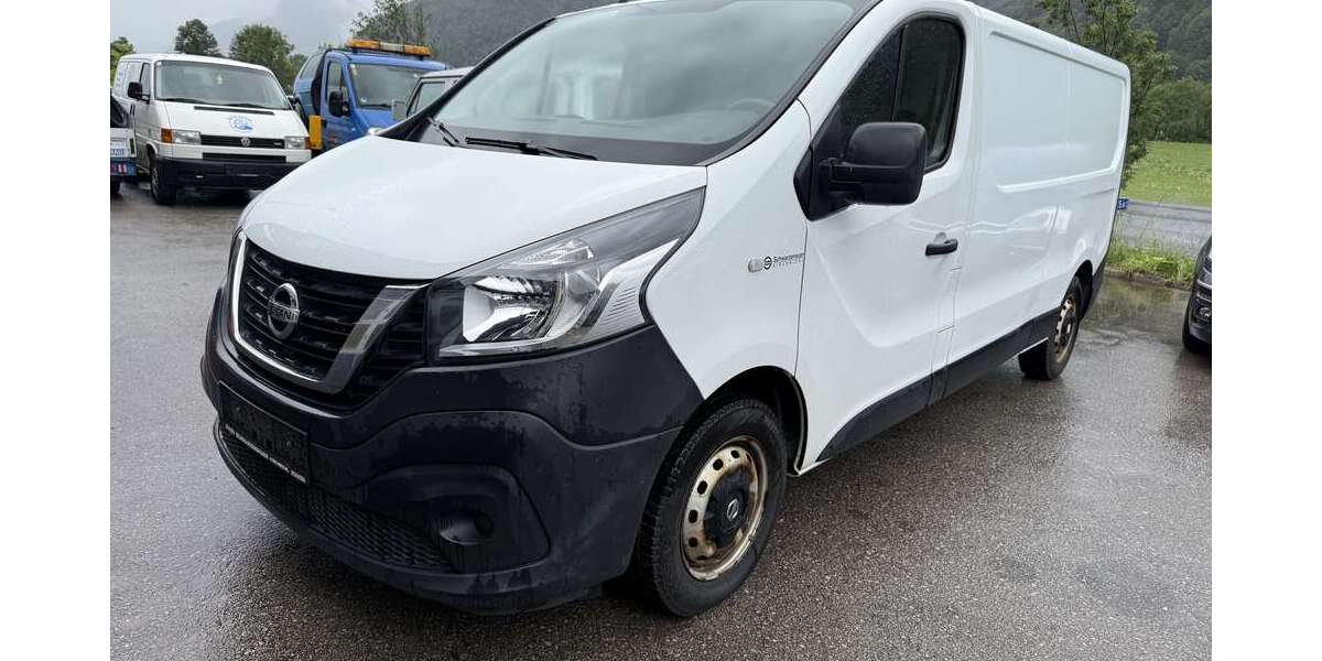 Nissan NV300 207.000 km 7.999 &euro; Rosenheim 83026