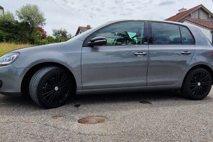 VW Golf 139.000 km 6.150 &euro; Reitmehring 83512