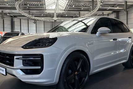 Porsche Cayenne 16.950 km 137.890 &euro; Paderborn 33100