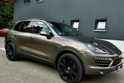 Porsche Cayenne 213.000 km 23.500 &euro; Rohrdorf 83101