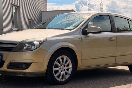 Opel Astra 99.500 km 3.999 &euro; Tuttlingen 78532