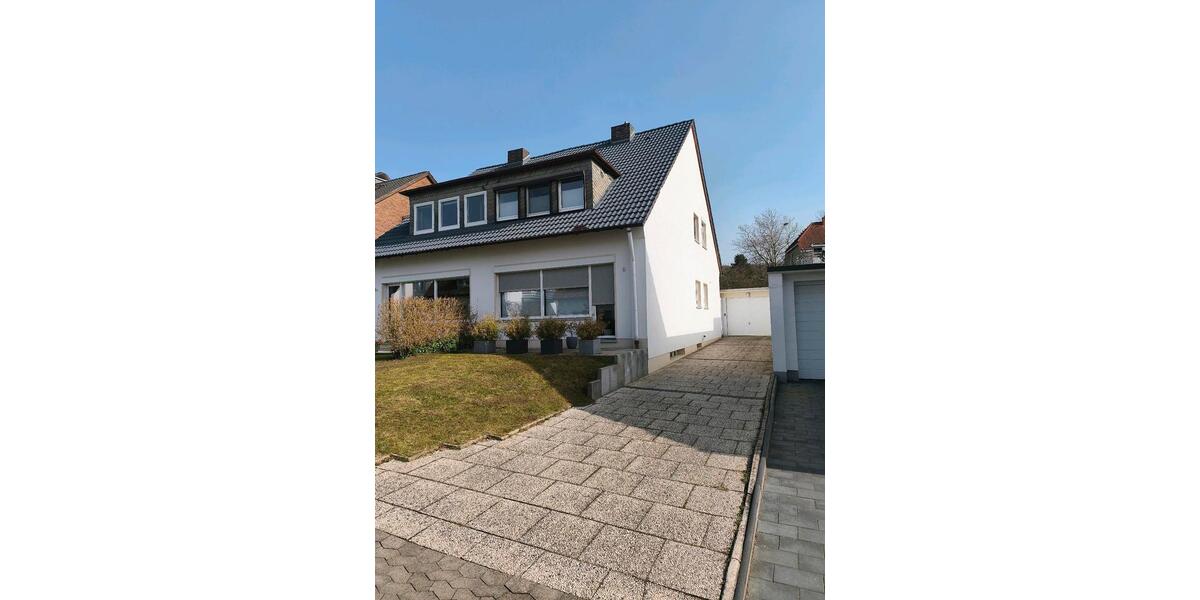Doppelhaushälfte Bad Salzuflen - 4 Zimmer, 108 m&sup2;, 1.450&euro; | Angebot:25449518