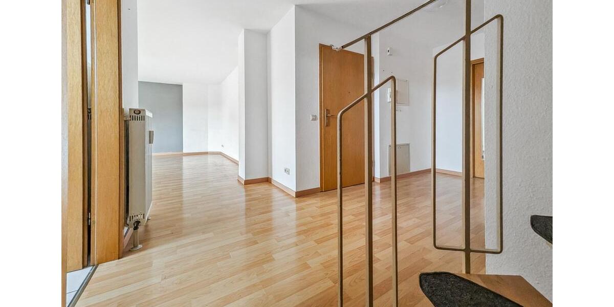 Maisonettenwohnung Oberderdingen - 3 Zimmer, 90 m&sup2;, 970&euro; | Angebot:24720527