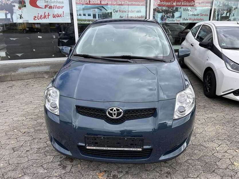 Toyota Auris 92.000 km 5.900 € Bad Krozingen-Hausen 79189