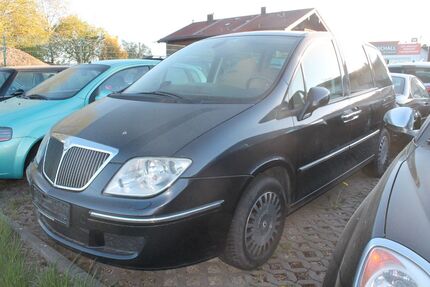 Lancia Phedra 221.145 km 990 &euro; Holzkirchen bei München 83607