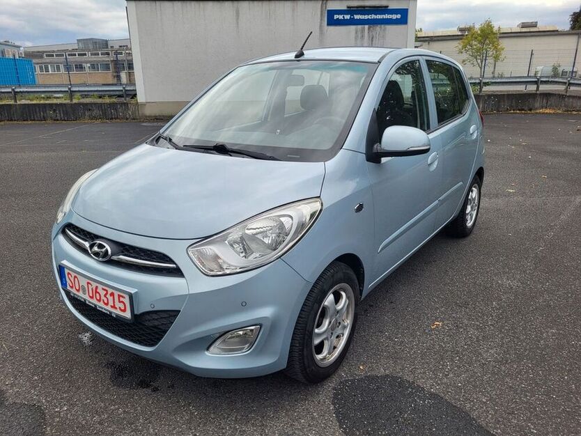 i10