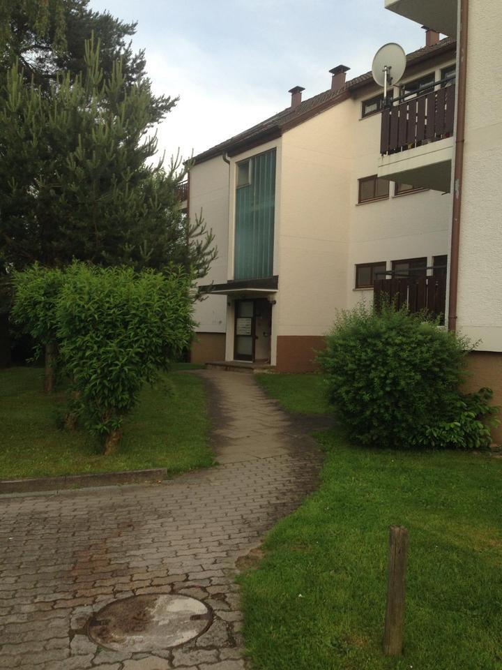 1-Zimmer-Wohnung mit Balkon inkl. KFZ-Stellplatz!