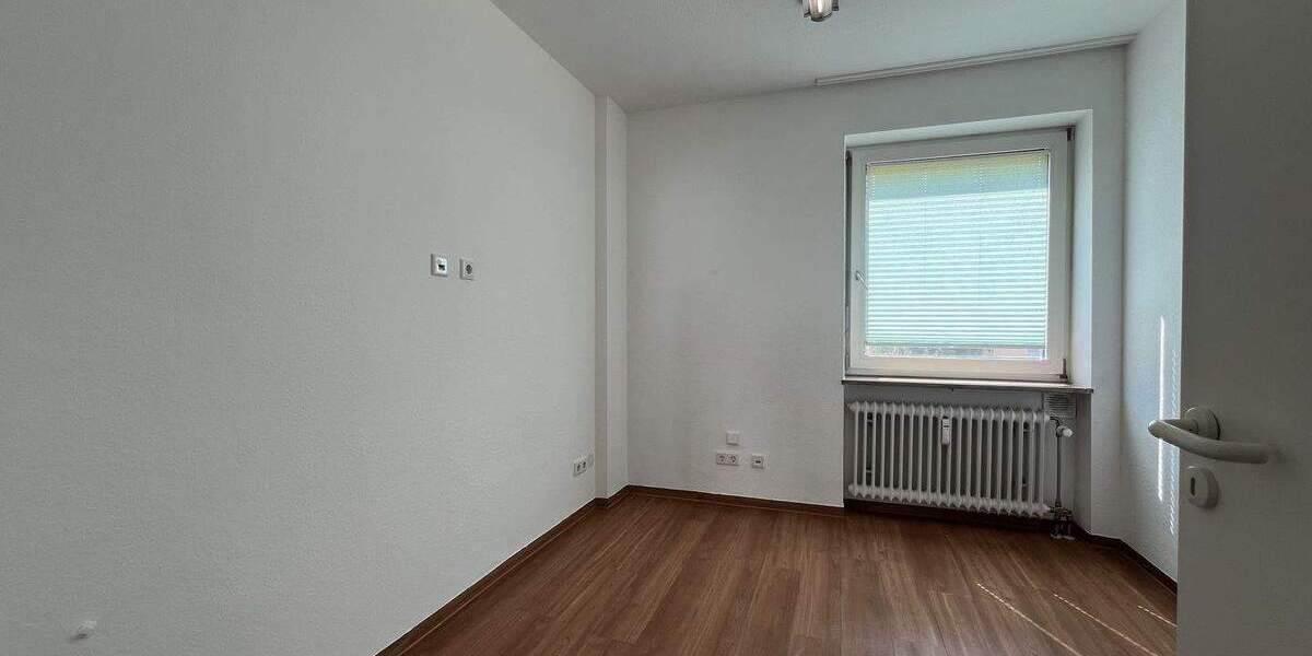 Neue Praxisräume gesucht?...freie 202 m² große Praxis in Ärztehaus in ER-Büchenbach 9 zimmer